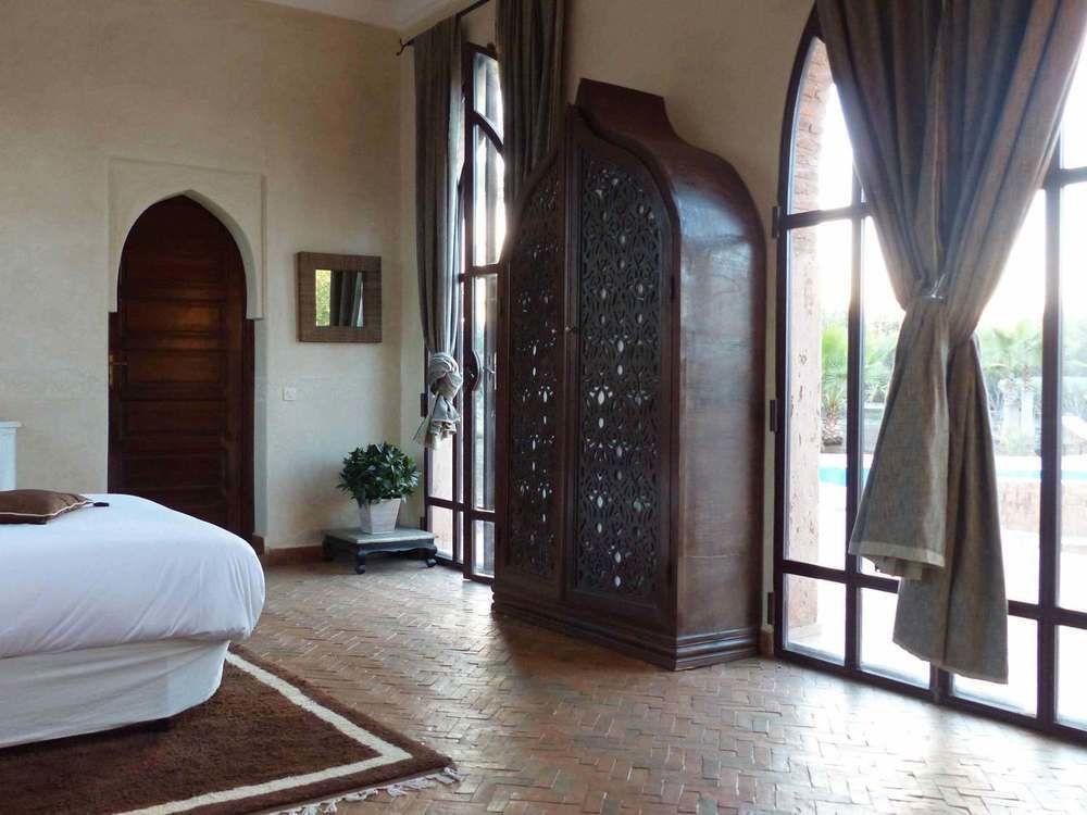Отель Le Cazar El Ain Экстерьер фото